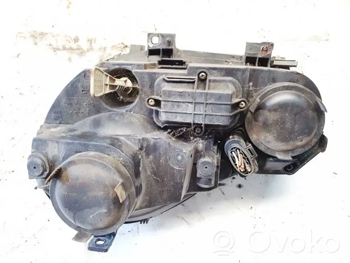 Volkswagen Polo Lampa przednia 1305235722