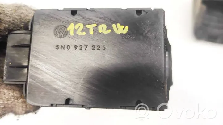 Volkswagen Tiguan Hand parking brake switch 5N0927225
