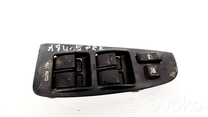 Toyota Avensis T250 Interruttore di controllo dell’alzacristalli elettrico 8482005100