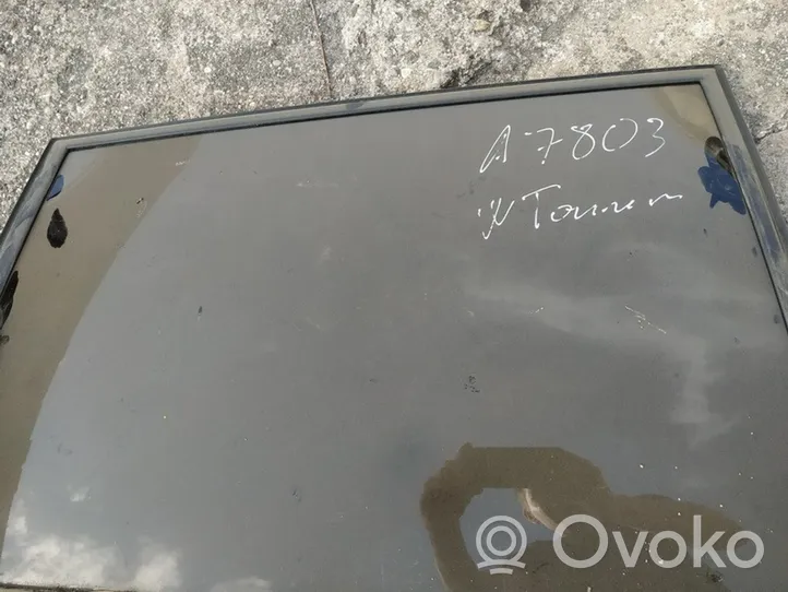 Opel Vectra C Rear door window glass 