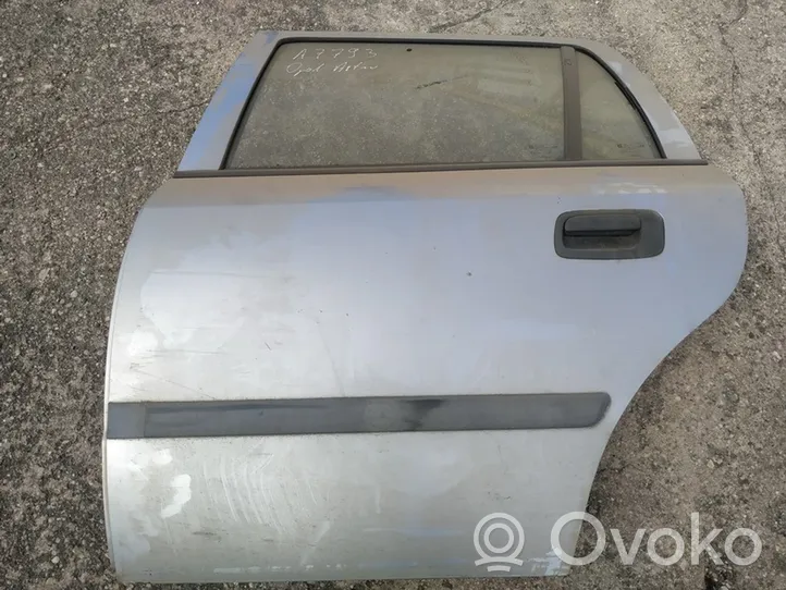 Opel Astra G Rear door pilkos