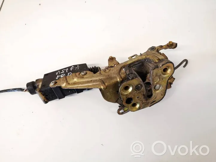 Opel Astra F Front door lock 90449020