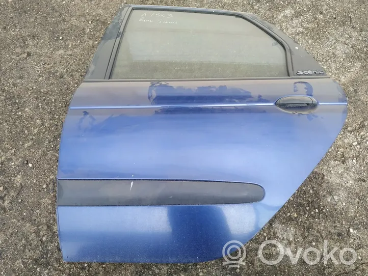 Renault Scenic I Galinės durys melynos