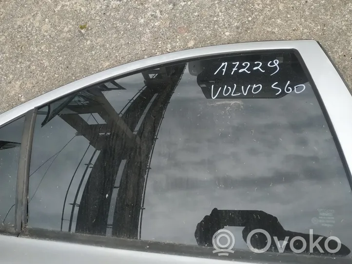 Volvo S60 Fenster Scheibe Tür hinten 