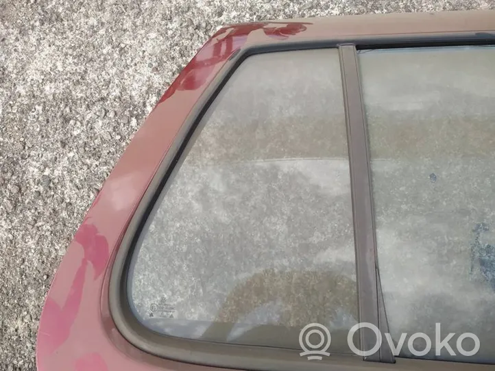 Volkswagen Golf IV Rear vent window glass 