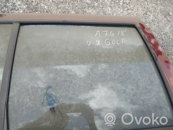 Volkswagen Golf IV Szyba drzwi tylnych 