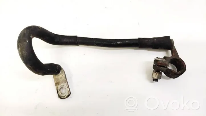 Volkswagen PASSAT B6 Positive cable (battery) 