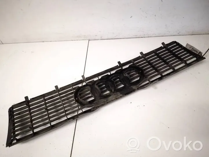 Audi 80 90 B3 Передняя решётка 893853566