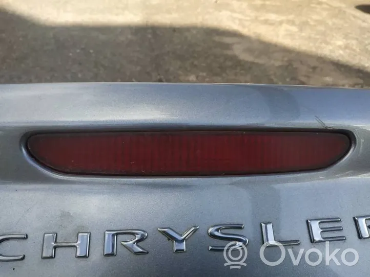 Chrysler Sebring (ST-22 - JR) Third/center stoplight 