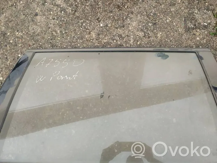 Volkswagen PASSAT B5 Rear door window glass 