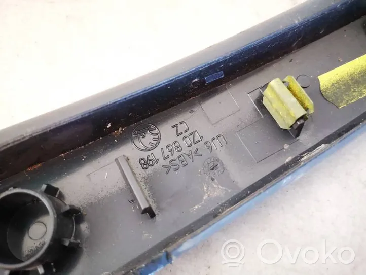 Skoda Octavia Mk2 (1Z) Inne części wnętrza samochodu 1z0867198