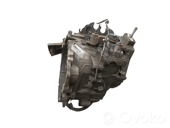 Ford Mondeo MK IV Mechaninė 5 pavarų dėžė RF666R7F096AA