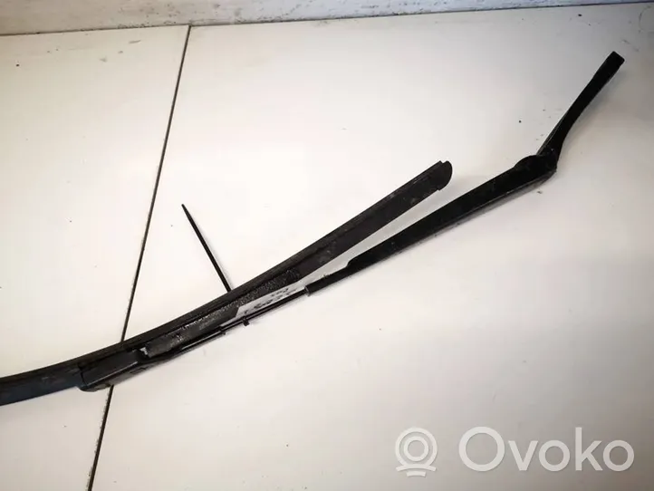 Volkswagen PASSAT B6 Front wiper blade arm 3c1955409c