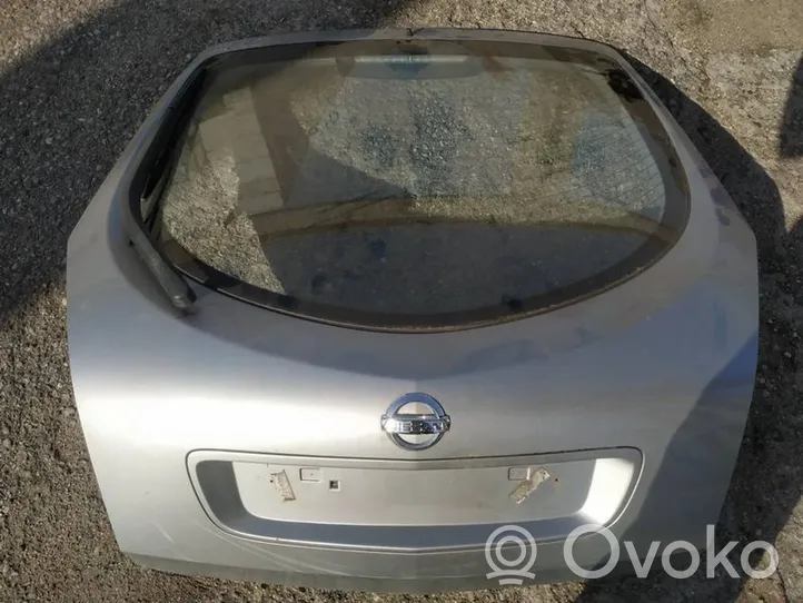 Nissan Primera Tylna klapa bagażnika sidabrinis