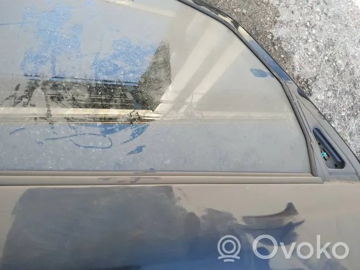 Toyota Corolla Verso E121 Listwa / Uszczelka szyby drzwi 