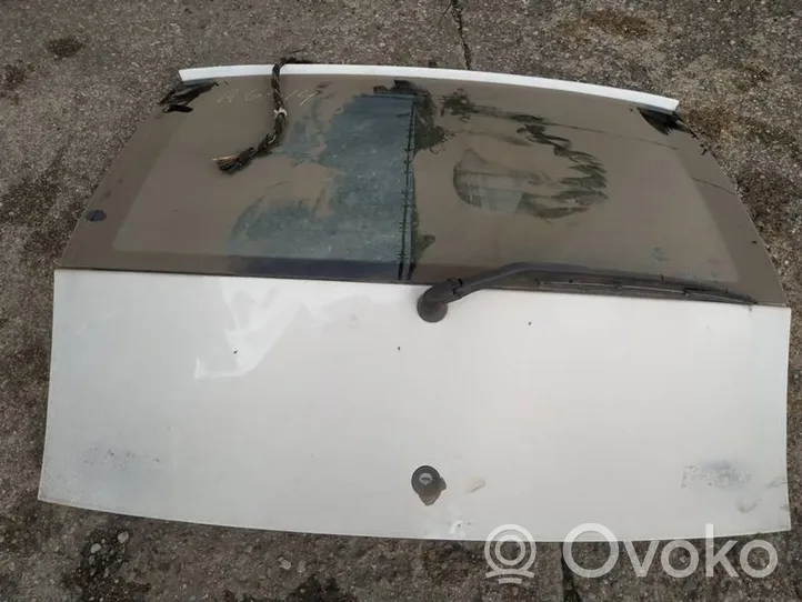 Fiat Punto (188) Tailgate/trunk/boot lid BALTAS