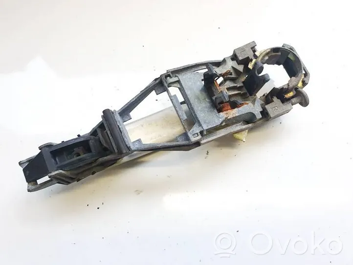 Volkswagen Golf IV Etuoven ulkokahva 3b0837207