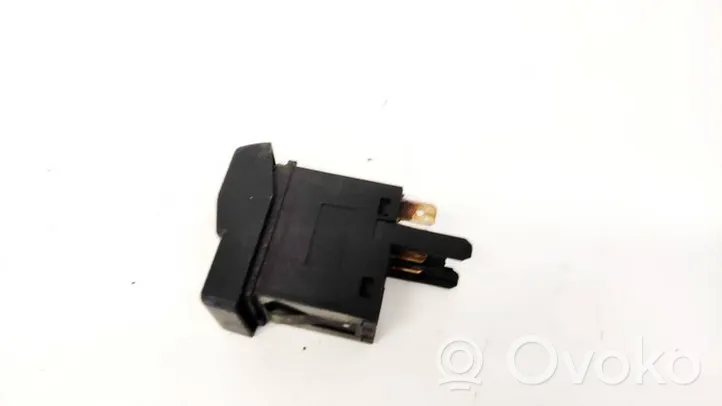 Volkswagen Transporter - Caravelle T4 Windscreen/window heater switch 701959621