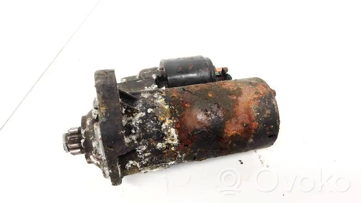 Volkswagen Golf III Starter motor 