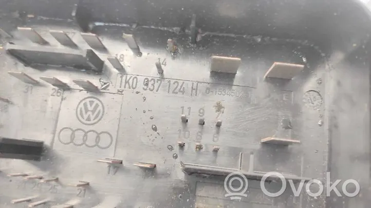 Volkswagen Golf V Saugiklių dėžė (komplektas) 1k0937124h