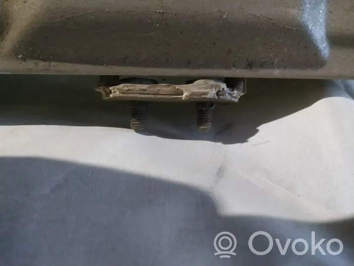 Honda CR-V Zawias klapy tylnej bagażnika 