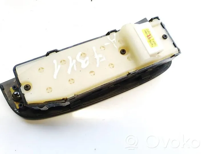 Toyota Avensis T250 Interruttore di controllo dell’alzacristalli elettrico 54356022a