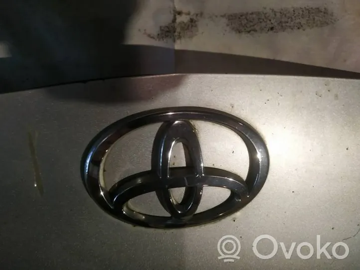 Toyota Previa (XR30, XR40) II Ražotāja emblēma 