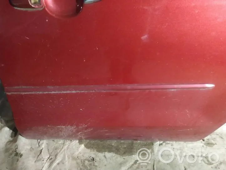 Mazda 5 Задняя отделка дверей (молдинги) 