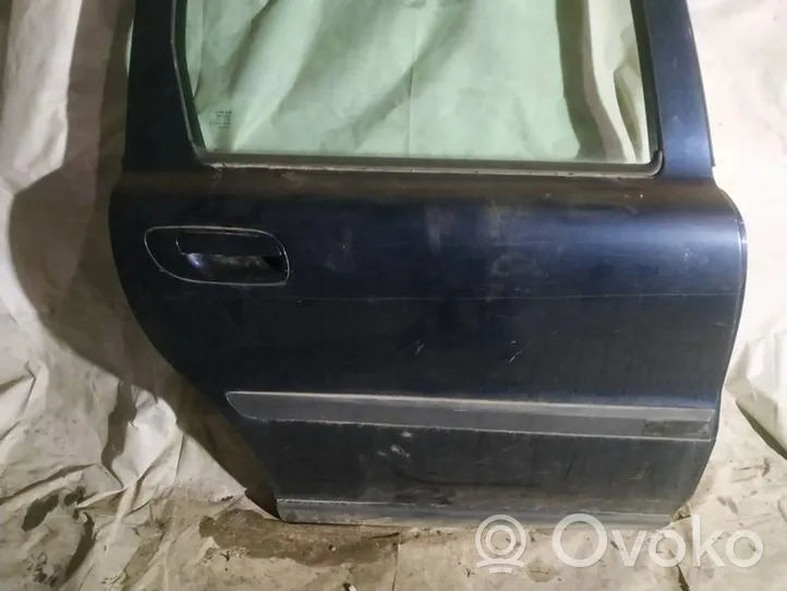 Volvo V70 Galinės durys melynos