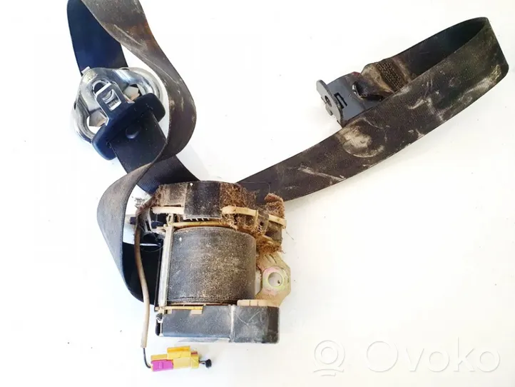 Volkswagen Golf IV Front seatbelt 1j4857706aa