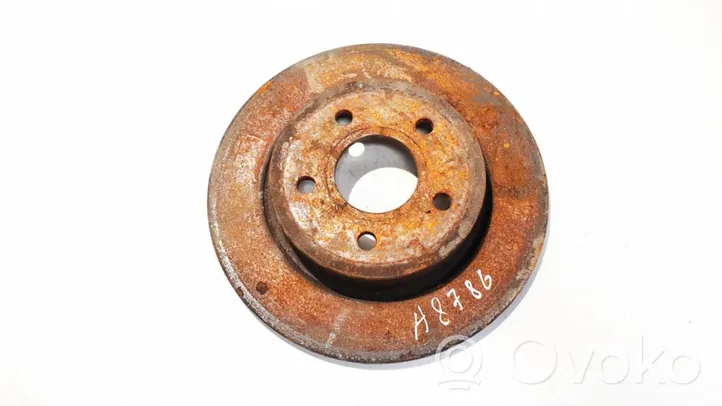 Ford Focus Rear brake disc neventiliuojamas