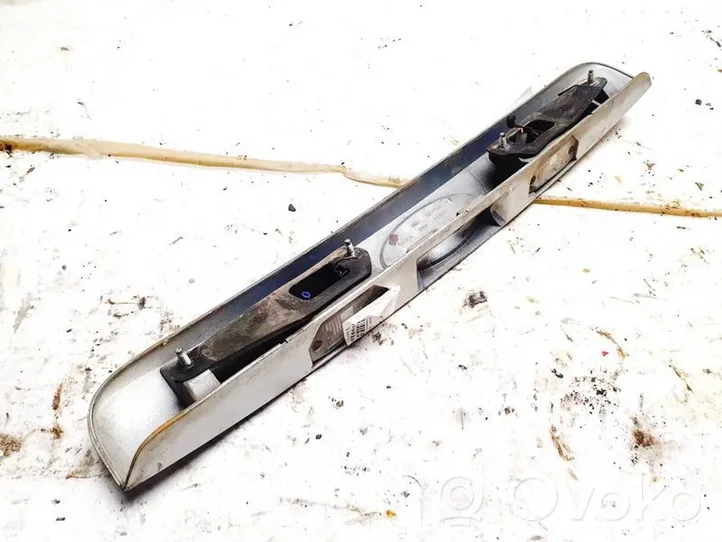 Ford Mondeo Mk III Trunk door license plate light bar 