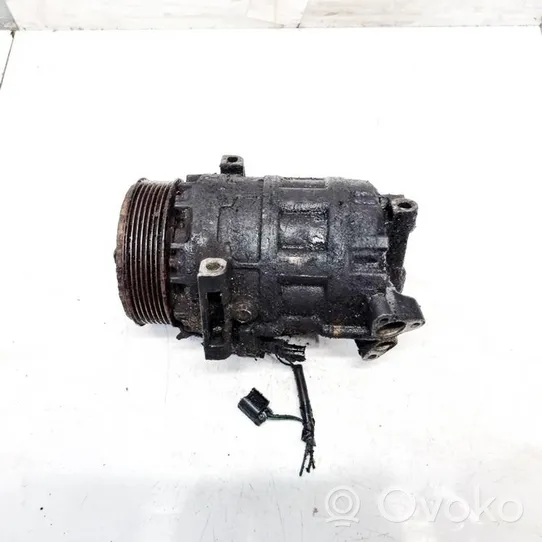 Renault Laguna III Ilmastointilaitteen kompressorin pumppu (A/C) 8200890987