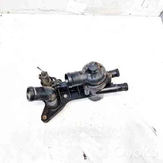 Volkswagen Polo IV 9N3 Tubo flessibile del liquido di raffreddamento del motore 03c121111b