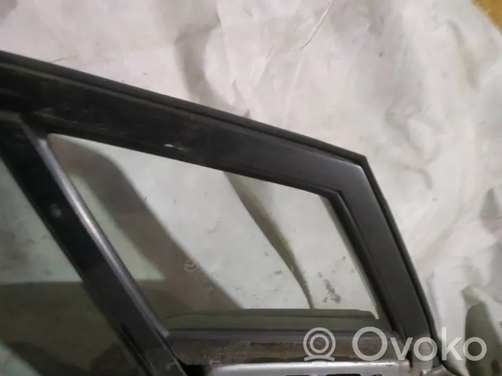Mazda 5 Dreiecksfenster Dreiecksscheibe Tür vorne 