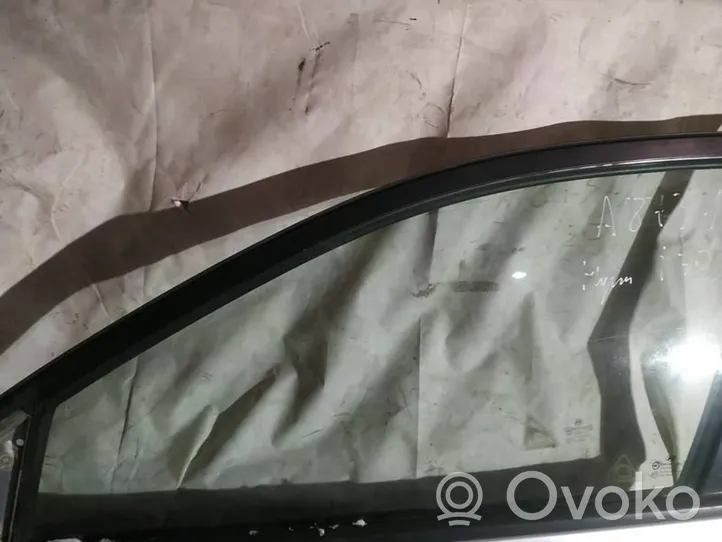 Hyundai i30 Front door window glass four-door 