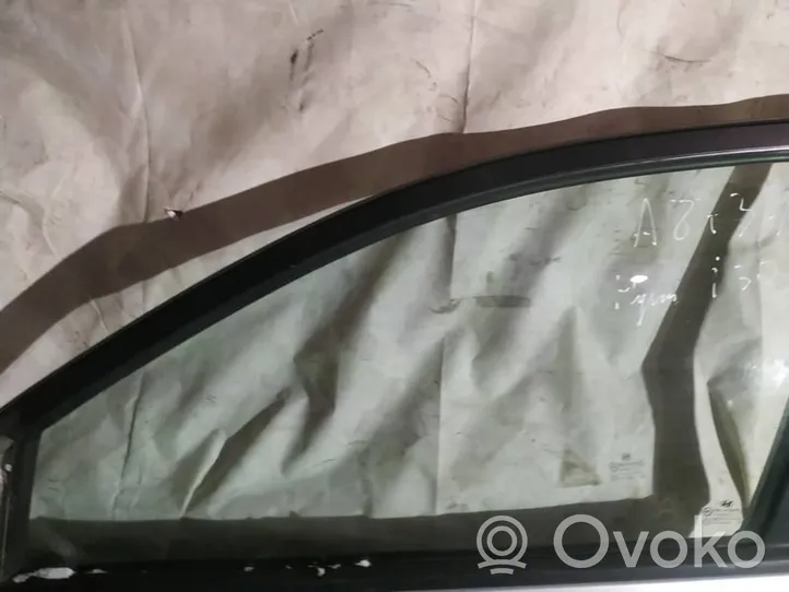 Hyundai i30 Front door window glass four-door 