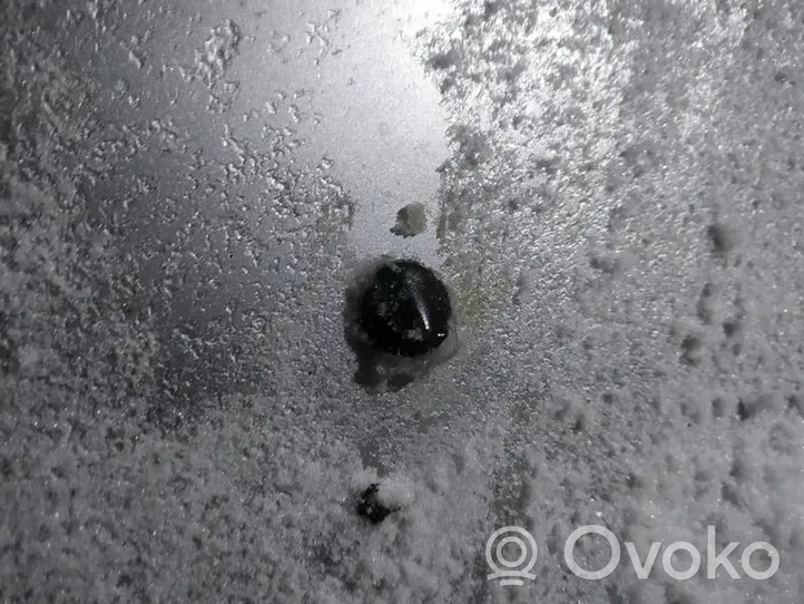 Opel Vectra B Windshield washer spray nozzle 
