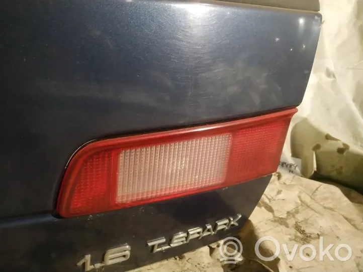 Alfa Romeo 145 - 146 Lampy tylnej klapy bagażnika uised