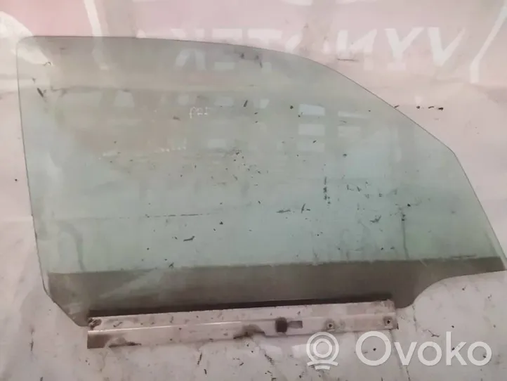 Opel Meriva A Front door window glass four-door 