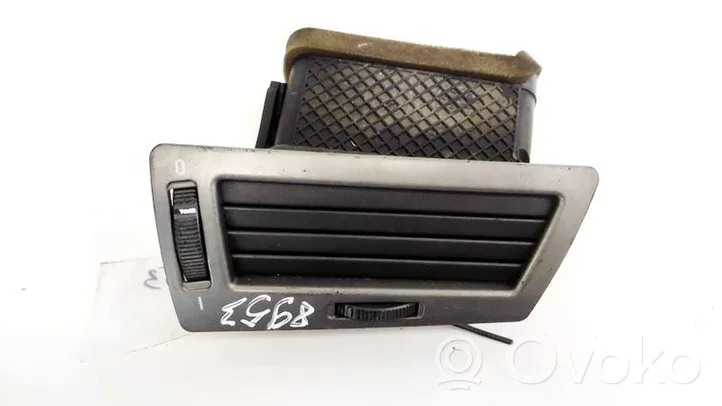 BMW 7 E65 E66 Centrālais gaisa ventilācijas režģis 64228223334