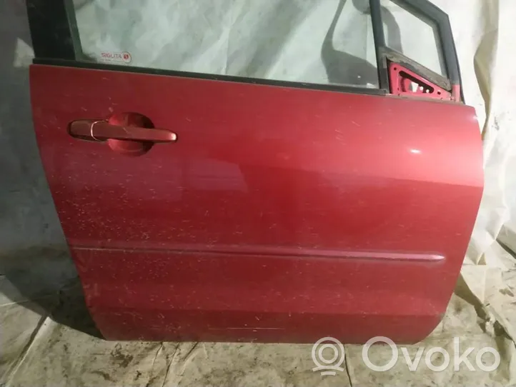 Mazda 5 Etuovi raudonos