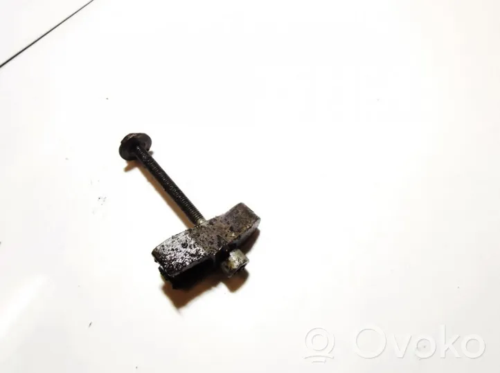 Mercedes-Benz E W211 Support de pince d'injecteur de carburant 