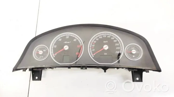 Opel Signum Spidometras (prietaisų skydelis) 110080166