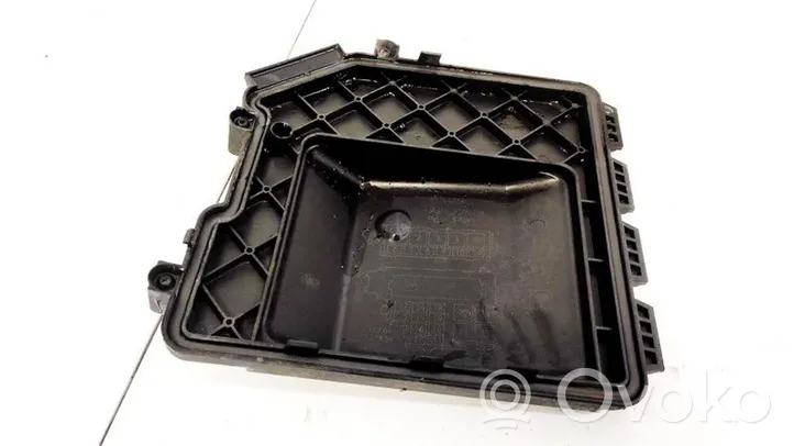 Opel Meriva A Fuse box cover 13144736