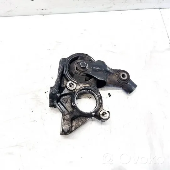 Citroen C4 I Engine mount bracket 81090780