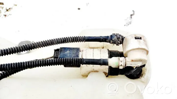 Ford C-MAX II Windscreen/windshield washer pump 