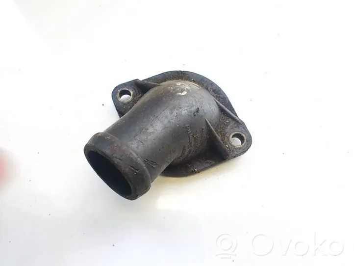 Volkswagen PASSAT B2 Engine coolant pipe/hose 055121121e