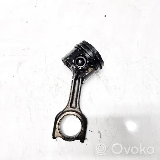 Citroen C4 I Piston with connecting rod 