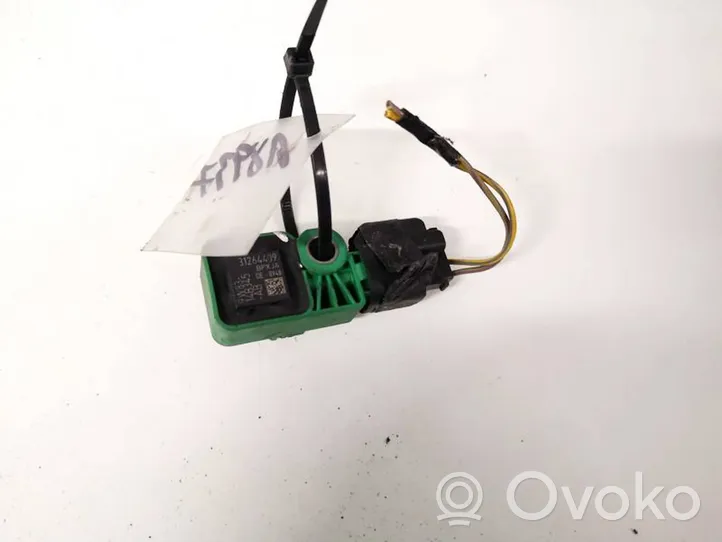 Volvo V50 Airbag deployment crash/impact sensor 31264409